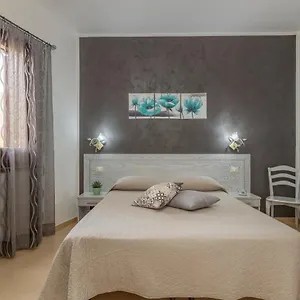 Terra Del Sole 3*, Macari Italia